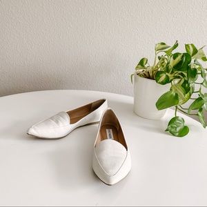 STEVE MADDEN focus white women’s flats